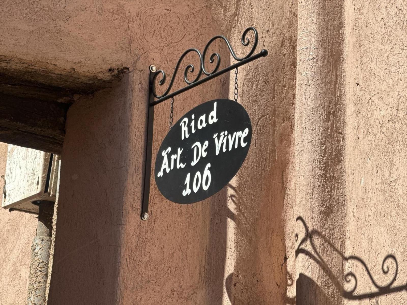 Riad Art De Vivre Avec Jacuzzi Marrakesh Buitenkant foto