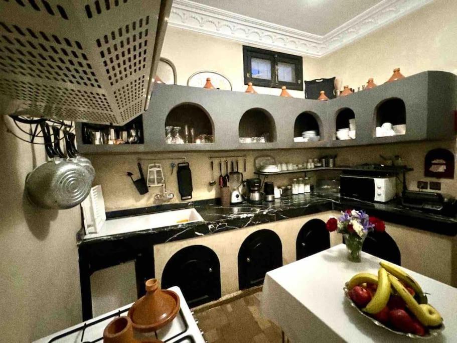Riad Art De Vivre Avec Jacuzzi Marrakesh Buitenkant foto